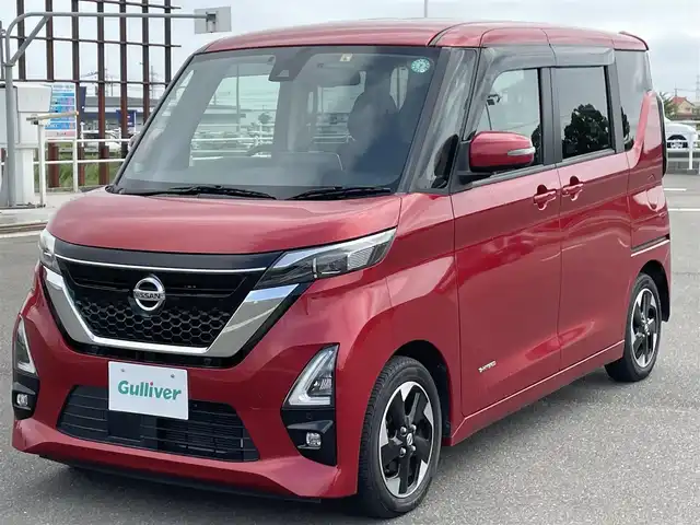 日産 ルークス HWS X プロパイロットED 佐賀県 2020(令2)年 5.1万km スパークリングレッドM プロパイロット/インテリジェントエマージェンシーブレーキ（歩行者検知機能付）/低速衝突軽減ブレーキ機能/踏み間違い衝突防止アシスト/標識検知機能/インテリジェントFCW（前方衝突予測警報）/先行車発進お知らせ機能/インテリジェントLI（車線逸脱防止支援システム）/LDW（車線逸脱警報）/アラウンドビューモニター/純正9型ナビゲーション/・フルセグTV/CD/DVD/Bluetooth/両側パワースライドドア/コーナーセンサー/ドライブレコーダー/ETC/電子パーキングブレーキ/オートホールド/USBポート/レザー調シートカバー/純正LEDヘッドライト/純正フロアマット/純正15インチアルミホイール/スマートキー/プッシュスタート/スペアキー