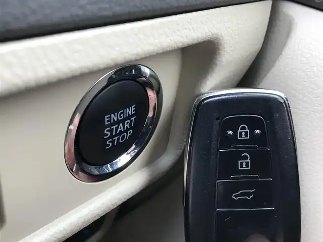 トヨタ ランドクルーザー プラド TX 富山県 2018(平30)年 5.7万km ホワイトパールクリスタルシャイン 4WD/モデリスタエアロ/JAOSホイール/アルパインナビ/フルセグTV/バックカメラ/ドライブレコーダー/プリクラッシュセーフティ/レーンキープアシスト/コーナーセンサー/レーダークルーズコントロール/デジタルインナーミラー/プッシュスタート/スマートキー/ステアリングスイッチ/ETC