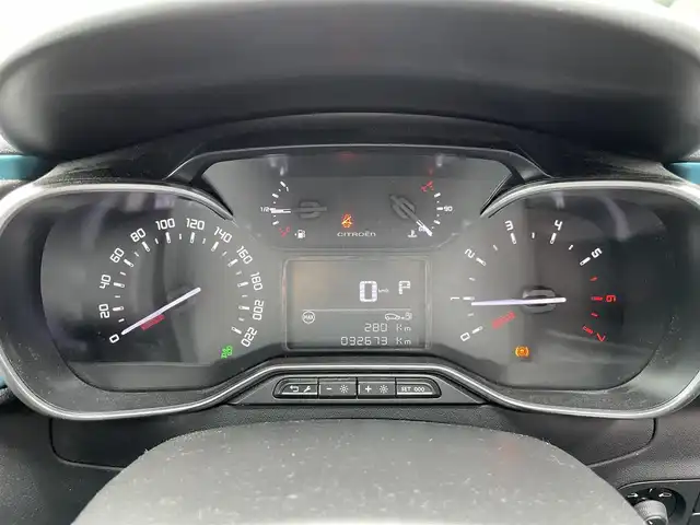 シトロエン Ｃ３ シャイン 栃木県 2021(令3)年 3.3万km 白 ワンオーナー /ディスプレイオーディオ/AppleCarPlay/AndroidAuto/バックカメラ/ETC/クリアランスソナー /アクティブブレーキアシスト /レーンキープアシスト/ブラインドスポット /クルーズコントロール/ドライブレコーダー/LEDヘッドライト/オートライト