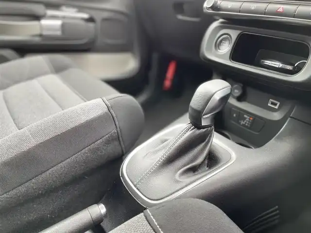 シトロエン Ｃ３ シャイン 栃木県 2021(令3)年 3.3万km 白 ワンオーナー /ディスプレイオーディオ/AppleCarPlay/AndroidAuto/バックカメラ/ETC/クリアランスソナー /アクティブブレーキアシスト /レーンキープアシスト/ブラインドスポット /クルーズコントロール/ドライブレコーダー/LEDヘッドライト/オートライト