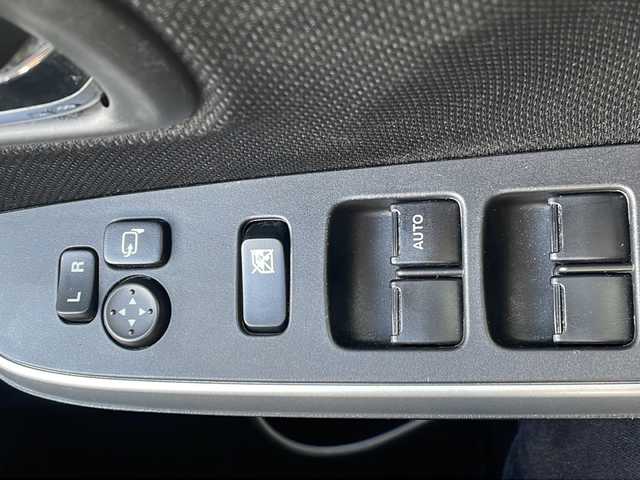 スズキ ソリオ バンディット HV MV 道北・旭川 2019(平31)年 5.4万km ファーベントレッド/スーパーブラックパール 社外ナビ/CD/DVD/BT/SD/TV/USB/全方位カメラ/ブラックルーフ＆ドアミラー/両側パワースライドドア/レーンキープアシスト/衝突軽減ブレーキ/アイドリングストップ/横滑り防止/禁煙車/ETC/ドライブレコーダー/オートライト/パドルシフト/前席シートヒーター/ミラーヒーター/クルーズコントロール/革巻きステアリング/ステアリングスイッチ/LEDヘッドライト、フォグランプ/ウィンカーミラー/純正フロアマット/ドアバイザー