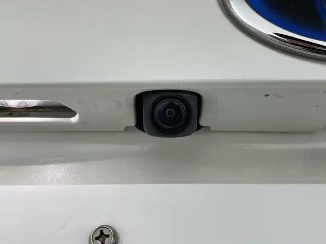 トヨタ ＲＡＶ４ ハイブリッドG 福岡県 2019(令1)年 6.7万km ホワイトパールクリスタルシャイン 禁煙車/純正メモリナビ/・CD/DVD/BT/フルセグTV/・バックモニター/トヨタセーフティセンス/パワーバックドア/デジタルインナーミラー/前方ドライブレコーダー/レザーシート/・シートヒーター(D/N)/革巻きステアリング/・ステアリングリモコン/・ステアリングヒーター/AC100V/ETC/LEDヘッドライト/・オートライト/・フォグランプ