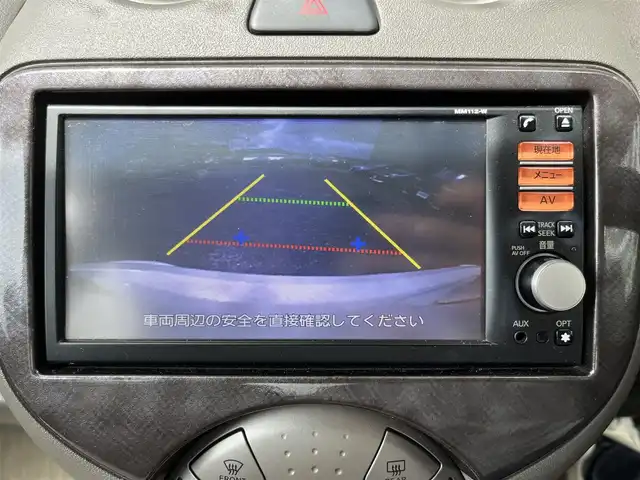 日産 マーチ ボレロ 高知県 2013(平25)年 6.7万km ホワイトパール 純正ナビ/ワンセグテレビ/バックカメラ/アイドリングストップ/スマートキー/AAC/フロアマット/純正16インチアルミホイール/盗難防止装置/運転席＋助手席エアバック/電格ミラー/本革ステアリング/スマートキー