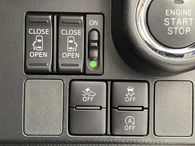 トヨタ タンク カスタムG S 岐阜県 2018(平30)年 4.5万km ブラックマイカメタリック 純正9インチナビ/(AM/FM/CD/DVD/Bluetooth/フルセグTV)/マルチビューモニター/プリクラッシュセーフティー/コーナーセンサー/クルーズコントロール/LEDヘッドライト/シートヒーター/両側パワースライドドア/純正アルミホイール/純正フロアマット/純正ドアバイザー/ETC
