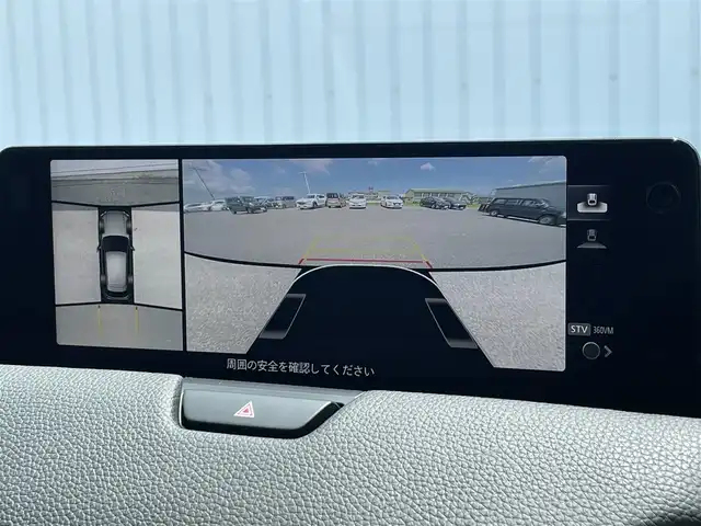 マツダ ＣＸ－６０ XD Lパッケージ 滋賀県 2023(令5)年 1.3万km マシーングレープレミアムM 純正12.3インチナビ/・FM/AM/・USB/HDMI/・Bluetooth/・フルセグTV/・AppleCarPlay/・AndroidAuto/360°ビューカメラ/ステアリングスイッチ/革巻きステアリング/ステアリングヒーター/全席シートヒーター/前席パワーシート/ワイヤレス充電/USB充電【タイプC】/前後ドライブレコーダー/スマートブレーキサポート/レーンキープアシスト/前方誤発進抑制/後方誤発進抑制/ブラインドスポットモニター/前側方車両検知/後側方車両検知/車線逸脱警報/降車時警告/パーキングセンサー/オートワイパー/オートヘッドラライト/LEDヘッドライト/電動格納ミラー
