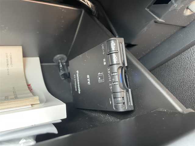 トヨタ ８６ GT 千葉県 2017(平29)年 6.1万km ダークグレーメタリック 6MT/TRDエアロ/社外ディスプレイオーディオ【FH-9300DVS】/・CD/DVD/Bluetooth/バックカメラ/クルーズコントロール/スマートキー/社外ドライブレコーダー/ETC/純正17インチアルミホイール/純正LEDヘッドライト/本革巻きステアリング/サイド＆カーテンエアバッグ