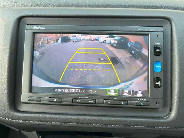 ホンダ ヴェゼル ハイブリッド 高知県 2015(平27)年 5.7万km モルフォブルーP 純正ナビ/　Bluetooth/ワンセグ/　CD/USB/AM/FM/バックカメラ/ドライブレコーダー/ETC/純正フロアマット/社外16インチアルミホイール/クルーズコントロール/プッシュスタート/スマートキー/MTモード付AT/横滑り防止装置/アイドリングストップ/盗難防止装置