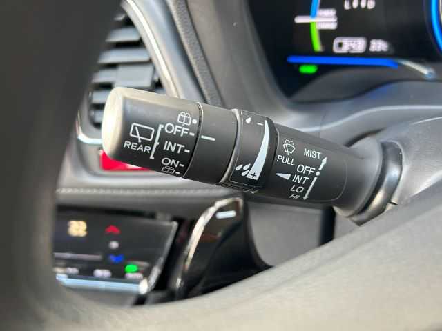 ホンダ ヴェゼル ハイブリッド 高知県 2015(平27)年 5.7万km モルフォブルーP 純正ナビ/　Bluetooth/ワンセグ/　CD/USB/AM/FM/バックカメラ/ドライブレコーダー/ETC/純正フロアマット/社外16インチアルミホイール/クルーズコントロール/プッシュスタート/スマートキー/MTモード付AT/横滑り防止装置/アイドリングストップ/盗難防止装置