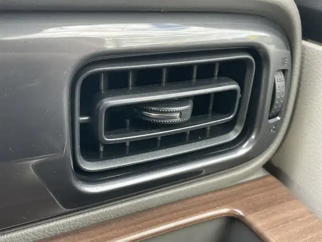 スズキ ラパン ＬＣ X 千葉県 2024(令6)年 0.4万km テラコッタピンクメタリック/アーバンブラウン 2トーン セーフティサポート/・衝突軽減ブレーキ/レーンキープアシスト/・コーナーセンサー(後)/誤発進誤後進抑制/・ふらつき警報/先行車発進お知らせ/・オートハイビーム/標識認識/純正7インチディスプレイオーディオ/・BT/USB/カープレイ/バックカメラ/ステアリングスイッチ/ナノイーX付エアコン/ツートンカラー革巻きステアリング/ハーフレザーシート(ブラウン)/シートヒーター(D/N席)/スマートキー/プッシュスタート/LEDヘッドライト/オートライト/アイドリングストップ/電動格納/ウィンカーミラー/純正フロアマット