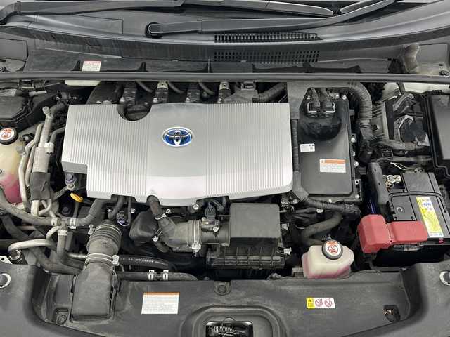 トヨタ プリウス ＰＨＶ A レザーパッケージ 宮城県 2018(平30)年 7.9万km ホワイトパールクリスタルシャイン 本革シート/Toyota Safety Sense /・プリクラッシュセーフティ/・レーンディパーチャーアラート/・オートマチックハイビーム/・レーダークルーズコントロール/インテリジェントパーキングアシスト/純正11インチナビ/・BT.USB.AUX/バックカメラ/フルセグTV/D席パワーシート/前席シートヒーター/ステアリングヒーター/ステアリングスイッチ/ビルトインETC2.0/ドライブレコーダー（F）/プッシュスタート/スマートキー/アイドリングストップ/LEDヘッドライト/LEDフォグライト/純正フロアマット/純正15インチAW/トノカバー/充電コード積込み