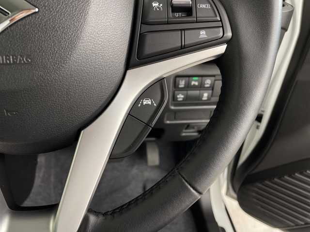 スズキ ハスラー HYBRID X 鹿児島県 2023(令5)年 2.3万km ピュアホワイトP 純正9インチメモリナビゲーション/フルセグ BT CD DVD FM AM/全方位カメラ/レーンキープアシスト/レーダークルーズコントロール/D/N席シートヒーター/シートバックテーブル/LEDヘッドライト/フォグライト/AUTOライト/スマートキー/純正15インチアルミホイール