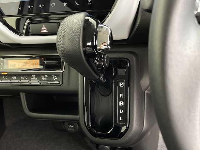 スズキ ハスラー HYBRID X 鹿児島県 2023(令5)年 2.3万km ピュアホワイトP 純正9インチメモリナビゲーション/フルセグ BT CD DVD FM AM/全方位カメラ/レーンキープアシスト/レーダークルーズコントロール/D/N席シートヒーター/シートバックテーブル/LEDヘッドライト/フォグライト/AUTOライト/スマートキー/純正15インチアルミホイール