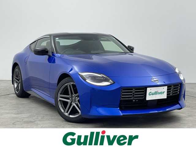 日産 フェアレディ Ｚ 三重県 2024(令6)年 0.3万km 青Ｍ 禁煙車/メーカーナビ　/【Bluetooth/地デジ対応TV】/AppleCarPlay/AndroidAuto/バックカメラ　/衝突軽減ブレーキ　/レーダークルーズコントロール　/レーンキープアシスト　/ＢＳＭ　/ＬＥＤヘッドライト　/オートライト/オートハイビーム機能　/ＥＴＣ２．０　/前後クリアランスソナー