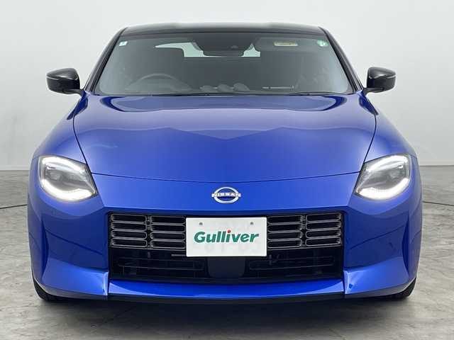 日産 フェアレディ Ｚ 三重県 2024(令6)年 0.3万km 青Ｍ 禁煙車/メーカーナビ　/【Bluetooth/地デジ対応TV】/AppleCarPlay/AndroidAuto/バックカメラ　/衝突軽減ブレーキ　/レーダークルーズコントロール　/レーンキープアシスト　/ＢＳＭ　/ＬＥＤヘッドライト　/オートライト/オートハイビーム機能　/ＥＴＣ２．０　/前後クリアランスソナー