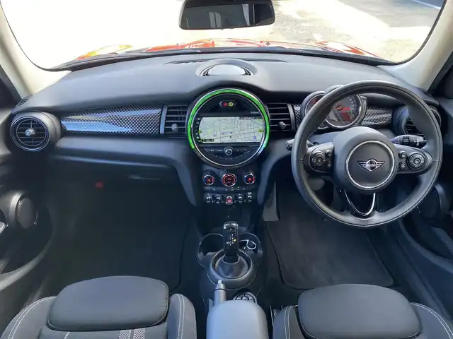 ＭＩＮＩ ミニ クーパー SD 福岡県 2021(令3)年 4.6万km オレンジ ・アダプティブクルーズコントロール/・純正ナビ/BT/USB/・バックカメラ/・ドラレコ/・ETC/・純正17AW/・LEDライト/・保証書/・取扱説明書/・スペアキー