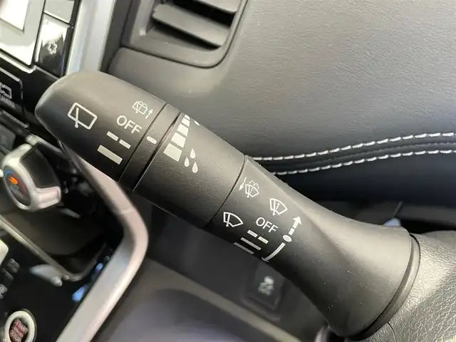 日産 セレナ ハイウェイスター Vセレクション 島根県 2018(平30)年 5.3万km ブリリアントホワイトパール 純正９インチＳＤナビ　/(フルセグＴＶ・ＤＶＤ再生・Ｂｌｕｅｔｏｏｔｈ接続)　/全方位カメラ　/ビルトインＥＴＣ　/前後ドライブレコーダー/両側パワースライドドア/クルーズコントロール　/前後コーナーセンサー　/衝突軽減ブレーキ/横滑り防止装置/アイドリングストップ/スマートキー/プッシュスタート/純正LEDヘッドライト/純正16インチアルミホイール/純正フロアマット