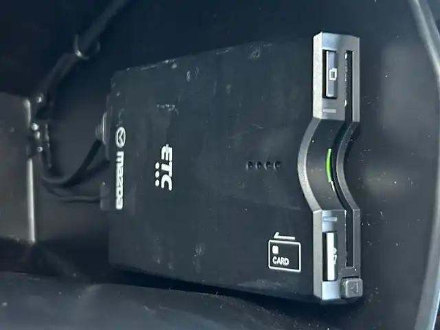 マツダ ＣＸ－８ XD プロアクティブ Sパッケージ 静岡県 2020(令2)年 5.7万km スノーフレイクホワイトパールマイカ ７人乗り/ディーゼルターボ/電動スライドガラスサンルーフ/純正ＳＤナビ/全周囲カメラ/フルセグＴＶ/ＢＯＳＥサウンド/10スピーカー/ＥＴＣ/追従クルーズ/シートヒーター/ベンチレーション/ＨＵＤ/ルーフレール/電動リアゲート/ＬＥＤヘッド/フォグランプ/黒レザーシート/純正１９ＡＷ