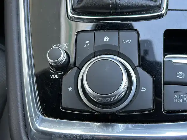 マツダ ＣＸ－８ XD プロアクティブ Sパッケージ 静岡県 2020(令2)年 5.7万km スノーフレイクホワイトパールマイカ ７人乗り/ディーゼルターボ/電動スライドガラスサンルーフ/純正ＳＤナビ/全周囲カメラ/フルセグＴＶ/ＢＯＳＥサウンド/10スピーカー/ＥＴＣ/追従クルーズ/シートヒーター/ベンチレーション/ＨＵＤ/ルーフレール/電動リアゲート/ＬＥＤヘッド/フォグランプ/黒レザーシート/純正１９ＡＷ