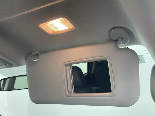トヨタ ヴォクシー ZS 煌Z 群馬県 2013(平25)年 9万km ホワイトパールクリスタルシャイン 8型ナビ　後席モニター　バックカメラ　両側電動スライドドア　純正ETC レザーステアリング　ハーフレザーシート　ドライブレコーダー　MTモード付きAT オートライト　HIDヘッドライト　禁煙車