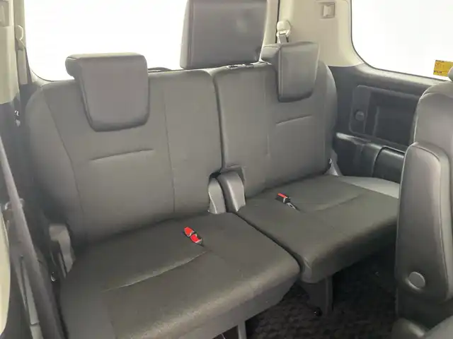 トヨタ ヴォクシー ZS 煌Z 群馬県 2013(平25)年 9万km ホワイトパールクリスタルシャイン 8型ナビ　後席モニター　バックカメラ　両側電動スライドドア　純正ETC レザーステアリング　ハーフレザーシート　ドライブレコーダー　MTモード付きAT オートライト　HIDヘッドライト　禁煙車