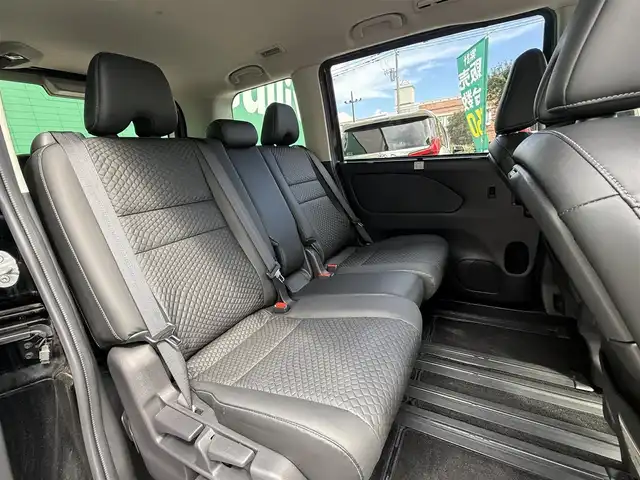 日産 セレナ ハイウェイスター V 千葉県 2022(令4)年 1.9万km ダイヤモンドブラック 純正SDナビ/フルセグTV/CD/DVD/BD/Bluetooth/プロパイロット/アラウンドビューモニター/フリップダウンモニター/両側パワースライドドア/ETC/デジタルインナーミラー/エマージェンシーブレーキ/インテリジェントLI/インテリジェントBSI/ブラインドスポットワーニング/オートライト/LEDヘッドライト/フォグランプ/スマートキー/プッシュスタート/純正16インチAW