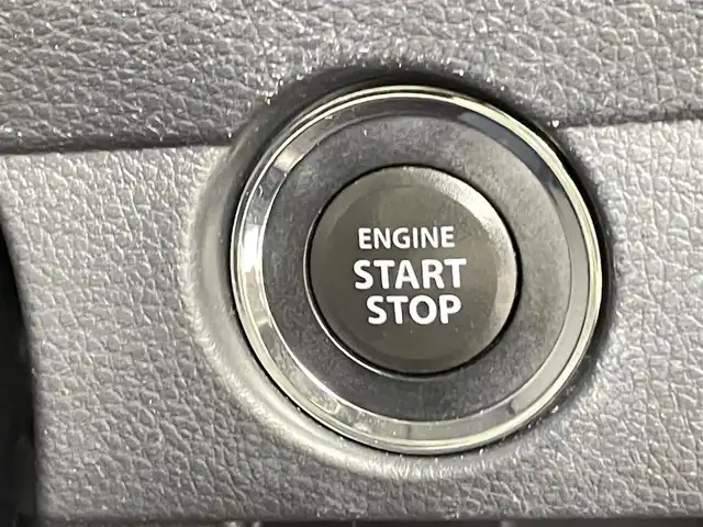 スズキ ハスラー Jスタイル Ⅲ 千葉県 2018(平30)年 5.3万km ブレイブカーキパール/スチールシルバー 禁煙車/スズキセーフティーサポート/車線逸脱警報/社外7インチナビ/・CD/ワンセグTV/AUX/前席シートヒーター/ハーフレザーシート/フォグランプ/HIDヘッドライト/バックカメラ/純正15インチアルミホイール/ETC/スマートキー