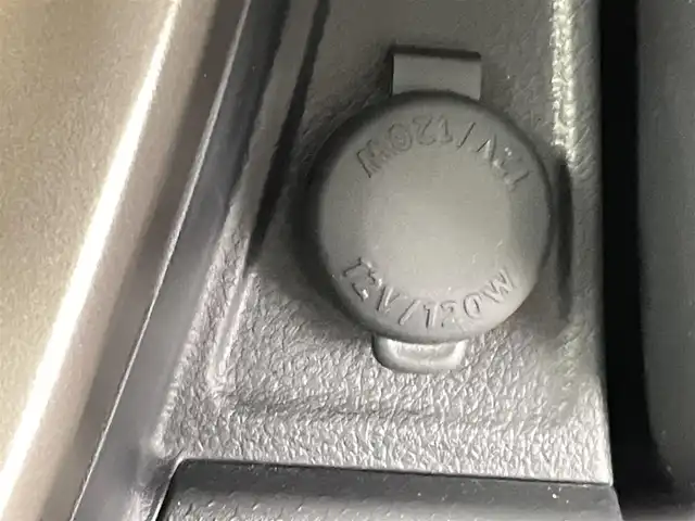 スズキ ハスラー Jスタイル Ⅲ 千葉県 2018(平30)年 5.3万km ブレイブカーキパール/スチールシルバー 禁煙車/スズキセーフティーサポート/車線逸脱警報/社外7インチナビ/・CD/ワンセグTV/AUX/前席シートヒーター/ハーフレザーシート/フォグランプ/HIDヘッドライト/バックカメラ/純正15インチアルミホイール/ETC/スマートキー