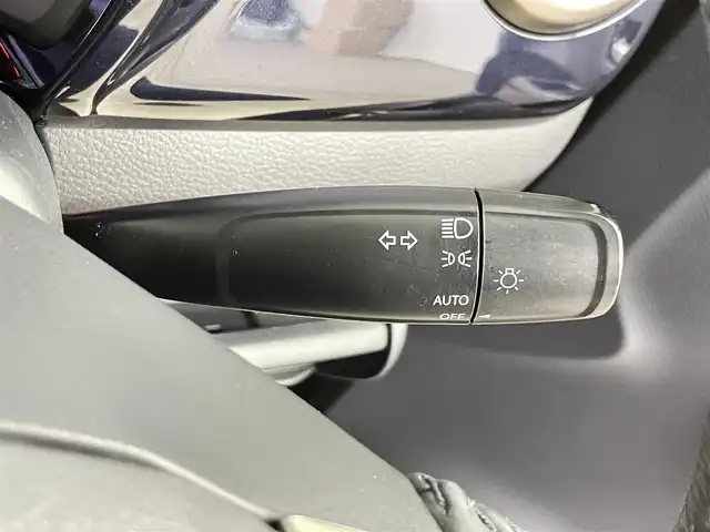 スズキ ハスラー Jスタイル Ⅲ 千葉県 2018(平30)年 5.3万km ブレイブカーキパール/スチールシルバー 禁煙車/スズキセーフティーサポート/車線逸脱警報/社外7インチナビ/・CD/ワンセグTV/AUX/前席シートヒーター/ハーフレザーシート/フォグランプ/HIDヘッドライト/バックカメラ/純正15インチアルミホイール/ETC/スマートキー