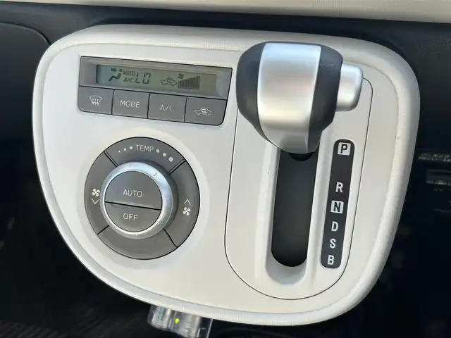 ダイハツ ミラ ココア プラスX 愛知県 2013(平25)年 8.2万km ブラックマイカメタリック スマートキー/純正ナビ/フルセグTV/BT/バックカメラ/ETC/社外15インチAW/純正フロアマット/純正ドアバイザー/ルーフレール