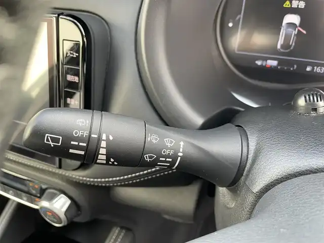 日産 キックス X 熊本県 2021(令3)年 5.8万km パール 純正ナビ/・AM/FM/CD/DVD/BT/SD/USB/・フルセグTV/アラウンドビューモニター/プロパイロット/エマージェンシーブレーキ/レーンキープアシスト/ふらつき防止/デジタルインナーミラー/ドライブレコーダー/ハーフレザーシート/ビルドインETC/革巻きステアリング/ステアリングスイッチ/ステアリングヒーター/前席シートヒーター/LEDヘッドライト/ヘッドライトレベライザー/LEDフォグランプ/ルーフレール/電動格納ミラー/ウインカーミラー/ドアバイザー/純正フロアマット/純正アルミホイール/プッシュスタート/電動サイドパーキングスイッチ/オートブレーキホールド/ドライブモード（SPORTS/ECO/マナーモード)