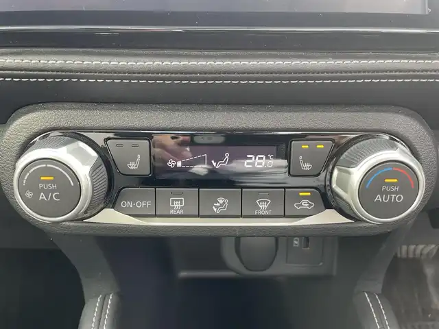 日産 キックス X 熊本県 2021(令3)年 5.8万km パール 純正ナビ/・AM/FM/CD/DVD/BT/SD/USB/・フルセグTV/アラウンドビューモニター/プロパイロット/エマージェンシーブレーキ/レーンキープアシスト/ふらつき防止/デジタルインナーミラー/ドライブレコーダー/ハーフレザーシート/ビルドインETC/革巻きステアリング/ステアリングスイッチ/ステアリングヒーター/前席シートヒーター/LEDヘッドライト/ヘッドライトレベライザー/LEDフォグランプ/ルーフレール/電動格納ミラー/ウインカーミラー/ドアバイザー/純正フロアマット/純正アルミホイール/プッシュスタート/電動サイドパーキングスイッチ/オートブレーキホールド/ドライブモード（SPORTS/ECO/マナーモード)