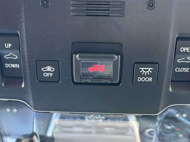 レクサス ＮＸ 300h Fスポーツ 静岡県 2018(平30)年 10.5万km ブラック 純正メモリナビ/・CD/・DVD/・フルセグＴＶ/・Bluetooth/・USB/・Miracast/・AUX/・AM/・FM/安全装備/・衝突軽減/・レーンキープ/・追従クルコン/・コーナーセンサー前後/・バックカメラ/・BSM/主要装備/・サンルーフ/・マークレビンソンサウンド/・電動リアゲート/・ETC2.0/・ルーフレール/・パワーシート全席/・シートヒーターD/N席/・エアシートD/N席/・ハンドルヒーター/・パドルシフト/・LEDヘッドライト/・オートライト/・オートハイビーム/・フォグランプ/・電動パーキングブレーキ/・オートホールド/・純正フロアマット/・純正アルミホイール