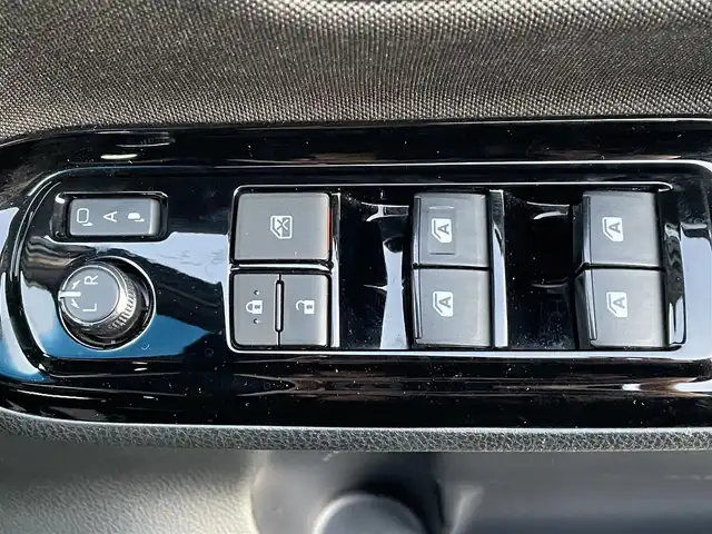 トヨタ ヴォクシー ZS 煌Ⅱ 山口県 2019(平31)年 4.9万km イナズマスパーキングブラックガラスフレーク 純正10インチメモリーナビ/CD/DVD/SD/Bluetooth/フルセグTV/バックカメラ/両側パワースライドドア/パワーバックドア/クルーズコントロール/トヨタセーフティセンス/レーンキープアシスト/プリクラッシュセーフティ/LEDヘッドライト/ETC/スマートキー/ドライブレコーダー