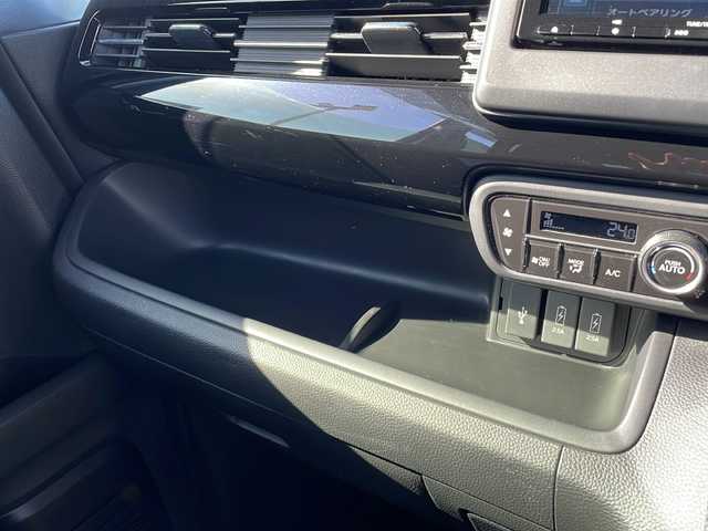 ホンダ Ｎ ＢＯＸ カスタム L 岩手県 2020(令2)年 3.4万km プラチナホワイトパール ホンダセンシング/純正ナビ/　（CD/DVD/フルセグ/Bluetooth）/バックカメラ/片側パワースライドドア/ETC/前席シートヒーター/純正エンジンスターター/前後ドライブレコーダー/LEDヘッドライト/LEDフォグランプ/オートライト/取扱説明書/保証書