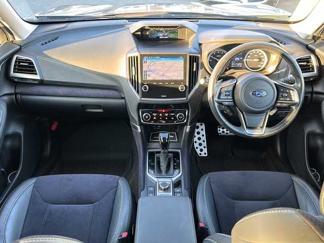 スバル フォレスター スポーツ 山形県 2020(令2)年 1.7万km セピアブロンズM 4WD/アイサイト/レーダークルーズコントロール/BSM/レーンキープアシスト/STIエアロパーツ/純正ナビ/（AM/FM/Bluetooth/フルセグ)/バックカメラ/LEDオートライト/フォグランプ/ハーフレザーシート/全席シートヒーター/DN席パワーシート/電動リアゲート/純正ドライブレコーダー/デジタルインナーミラー/ステアリングスイッチ/パドルシフト/ステアリングヒーター/電動パーキングブレーキ/ETC/純正AW/純正フロアマット/電動格納ウィンカーミラー/スマートキー×2/ドアバイザー