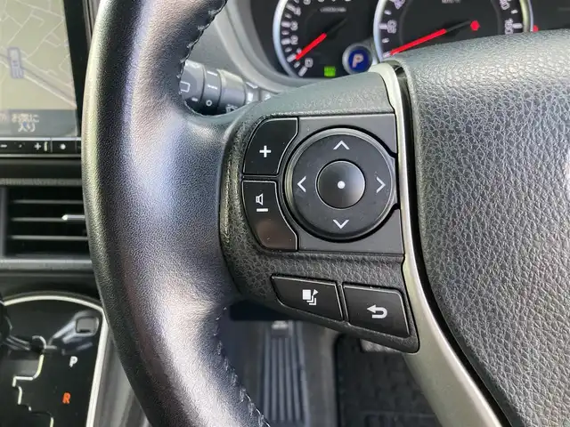 トヨタ ヴォクシー ZS 煌 香川県 2015(平27)年 12万km ホワイトパールクリスタルシャイン 登録時走行距離：119662km/アルパイン9型SDナビ/　CD DVD BT フルセグTV/バックカメラ/アルパイン10.1型フリップダウンモニター/両側パワースライドドア/LEDヘッドライト/オートライト/フォグランプ/MTモード付AT/ビルトインETC/ドライブレコーダー/ロールサンシェード/ISOFIX/ウォークスルー/革巻きステアリング/ステアリングスイッチ/プッシュスタート/スマートキー/スペアキー