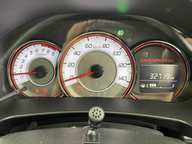 スズキ アルト ワークス 愛知県 2016(平28)年 3.3万km パールホワイト 純正ナビ【AVIC-RW99ZS】/バックカメラ/フルセグTV/Bluetooth・CD・DVD・SD・AM・FM/ETC/純正15インチアルミホイール/レカロシート/純正フロアマット/スマートキー/プッシュスタート/イモビライザー/オートエアコン