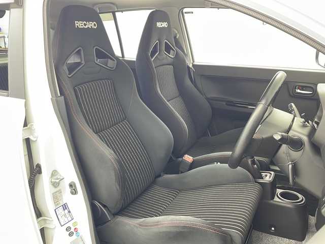 スズキ アルト ワークス 愛知県 2016(平28)年 3.3万km パールホワイト 純正ナビ【AVIC-RW99ZS】/バックカメラ/フルセグTV/Bluetooth・CD・DVD・SD・AM・FM/ETC/純正15インチアルミホイール/レカロシート/純正フロアマット/スマートキー/プッシュスタート/イモビライザー/オートエアコン