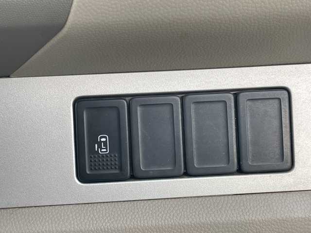 日産 ＮＶ１００クリッパー リオ E 千葉県 2014(平26)年 8.5万km ブルーイッシュブラック ナビＭＭ１１４Ｄ－Ａ　バックカメラ　パワースライドドア　ＥＴＣ　電動格納ミラー　純正フロアマット　キーレス　ドアバイザー　社外１４インチホイール　リアスポイラー　水冷直列3気筒ICターボ　６４PS