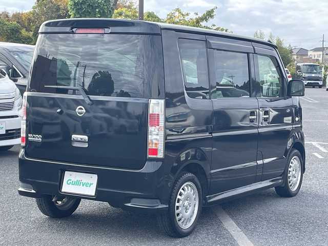 日産 ＮＶ１００クリッパー リオ E 千葉県 2014(平26)年 8.5万km ブルーイッシュブラック ナビＭＭ１１４Ｄ－Ａ　バックカメラ　パワースライドドア　ＥＴＣ　電動格納ミラー　純正フロアマット　キーレス　ドアバイザー　社外１４インチホイール　リアスポイラー　水冷直列3気筒ICターボ　６４PS