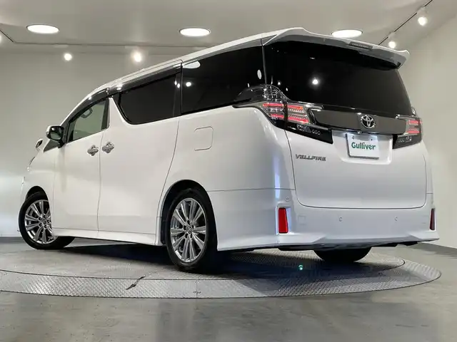 トヨタ ヴェルファイア 2.5Z Aエディデョン ゴールデンアイズ 愛知県 2017(平29)年 4.2万km ホワイトパールクリスタルシャイン ＢＩＧＸ１１インチナビ（EX11V）/（AM/FM/フルセグTV/CD・DVD再生/SD/Bluetooth/HDMI)/ツインムーンルーフ　/寒冷地仕様　/衝突軽減ブレーキ　/レーダークルーズコントロール　/両側電動スライドドア　/ＡＣ１００Ｖ　/電動バックドア　/ビルトインＥＴＣ　/バックカメラ　/ＬＥＤヘッドライト/フォグランプ/キャプテンシート/オットマン/電動パーキングブレーキ/Clazzioフロアマット/社外スプリング
