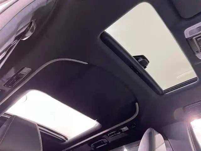 トヨタ ヴェルファイア 2.5Z Aエディデョン ゴールデンアイズ 愛知県 2017(平29)年 4.2万km ホワイトパールクリスタルシャイン ＢＩＧＸ１１インチナビ（EX11V）/（AM/FM/フルセグTV/CD・DVD再生/SD/Bluetooth/HDMI)/ツインムーンルーフ　/寒冷地仕様　/衝突軽減ブレーキ　/レーダークルーズコントロール　/両側電動スライドドア　/ＡＣ１００Ｖ　/電動バックドア　/ビルトインＥＴＣ　/バックカメラ　/ＬＥＤヘッドライト/フォグランプ/キャプテンシート/オットマン/電動パーキングブレーキ/Clazzioフロアマット/社外スプリング