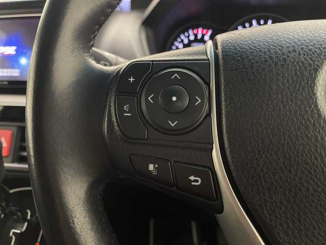 トヨタ ヴォクシー ZS 宮崎県 2019(令1)年 5万km ブラッキッシュアゲハガラスフレーク 社外メモリーナビ/CD　DVD　BTオーディオ　フルセグTV/バックカメラ/アルパインフリップダウンモニター/両側パワースライドドア/クルーズコントロール/ステアリングリモコン/プリクラッシュセーフティ/前後パーキングサポートブレーキ/前後クリアランスソナー/先行車発進告知/レーンディパーチャーアラート/オートLEDヘッドライト/LEDフォグライト/前後ドライブレコーダー/ビルトインETC