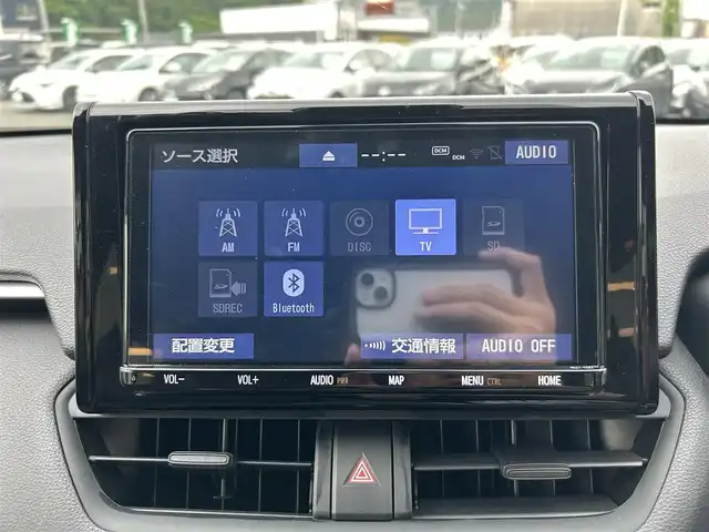 トヨタ ＲＡＶ４ X 愛媛県 2020(令2)年 2.7万km ホワイトパールクリスタルシャイン ワンオーナー/純正９インチディーラーナビ（NSZT-Y68T）/・Bluetooth/・CD/DVD/フルセグTV/バックカメラ/ビルトインＥＴＣ　/前後ドライブレコーダー/衝突被害軽減システム/レーダークルーズコントロール/ブラインドスポットモニター/レーンキープアシスト/ＬＥＤヘッドライト/オートライト/オートマチックハイビーム/ルーフレール/純正17インチAW/スマートキー/スペアキー/取扱説明書/保証書