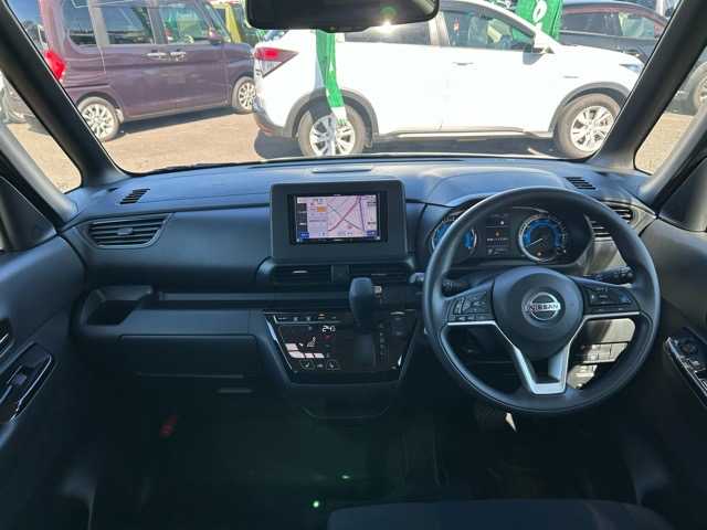 日産 ルークス HWS X プロパイロットED 大阪府 2022(令4)年 2.1万km ブラック プロパイロット/先進安全装備/　・エマージェンシーブレーキ/　・車線逸脱防止支援システム/　・車線逸脱警報/社外メモリナビ/　　CD/DVD/ワンセグTV/アラウンドビューモニター/バックカメラ/両側パワースライドドア/クルーズコントロール/LEDヘッドライト/フォグランプ/シートヒーター/純正14インチアルミホイール/コーナーセンサー/オートブレーキホールド/インテリジェントキー