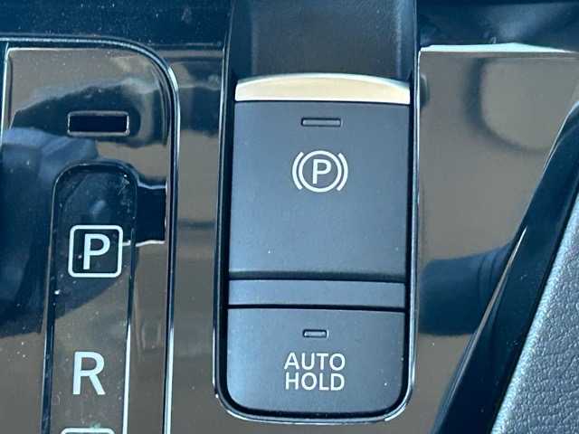 日産 ルークス HWS X プロパイロットED 大阪府 2022(令4)年 2.1万km ブラック プロパイロット/先進安全装備/　・エマージェンシーブレーキ/　・車線逸脱防止支援システム/　・車線逸脱警報/社外メモリナビ/　　CD/DVD/ワンセグTV/アラウンドビューモニター/バックカメラ/両側パワースライドドア/クルーズコントロール/LEDヘッドライト/フォグランプ/シートヒーター/純正14インチアルミホイール/コーナーセンサー/オートブレーキホールド/インテリジェントキー