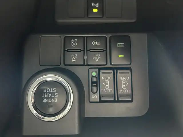 トヨタ タンク カスタムG－T 埼玉県 2020(令2)年 3.7万km パールホワイトⅢ 外部検査実施済み/ターボ/ワンオーナー/純正SDナビ【NSZT-Y68T】/（DVD/フルセグTV/Bluetooth/MSV）/バックカメラ/前席シートヒーター/両側パワースライドドア/スマートアシスト3/・衝突回避支援ブレーキ機能/・衝突警報機能/・車線逸脱警報機能/・誤発進抑制制御機能/・先行車発進お知らせ機能/・オートハイビーム/社外14インチアルミホイール/LEDヘッドライト/スマートキー/ビルトインETC2.0/前方ドライブレコーダー/パーキングアシスト/前後コーナーセンサー/100V電源/横滑り防止機能/純正アルミホイール付きタイヤ積込/保証書/取扱説明書/スペアキー