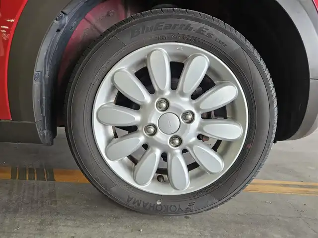 スズキ ラパン F リミテッド 福岡県 2018(平30)年 7.9万km フェニックスレッドパール ワンオーナー/4WD/カロッツェリア8型ナビ(BT/CD/DVD)/フルセグTV/バックカメラ/ビルトインETC/レーダーブレーキサポート/アイドリングストップシステム/エネチャージ/ウィンカー付電動オート格納ドアミラー/HIDヘッドランプ/オートライト/オートエアコン/本革巻きステアリング/パイピング付ファブリックシート/前席シートヒーター/純正14インチアルミホイール/キーレスプッシュスタートシステム/禁煙車