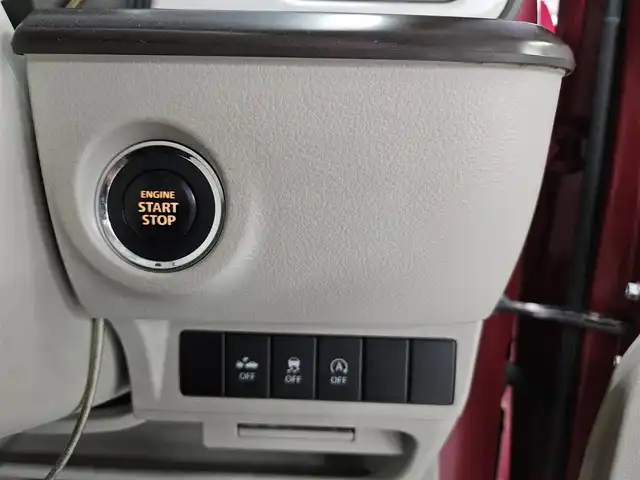 スズキ ラパン F リミテッド 福岡県 2018(平30)年 7.9万km フェニックスレッドパール ワンオーナー/4WD/カロッツェリア8型ナビ(BT/CD/DVD)/フルセグTV/バックカメラ/ビルトインETC/レーダーブレーキサポート/アイドリングストップシステム/エネチャージ/ウィンカー付電動オート格納ドアミラー/HIDヘッドランプ/オートライト/オートエアコン/本革巻きステアリング/パイピング付ファブリックシート/前席シートヒーター/純正14インチアルミホイール/キーレスプッシュスタートシステム/禁煙車