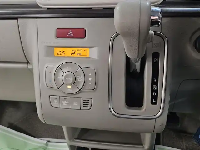 スズキ ラパン F リミテッド 福岡県 2018(平30)年 7.9万km フェニックスレッドパール ワンオーナー/4WD/カロッツェリア8型ナビ(BT/CD/DVD)/フルセグTV/バックカメラ/ビルトインETC/レーダーブレーキサポート/アイドリングストップシステム/エネチャージ/ウィンカー付電動オート格納ドアミラー/HIDヘッドランプ/オートライト/オートエアコン/本革巻きステアリング/パイピング付ファブリックシート/前席シートヒーター/純正14インチアルミホイール/キーレスプッシュスタートシステム/禁煙車